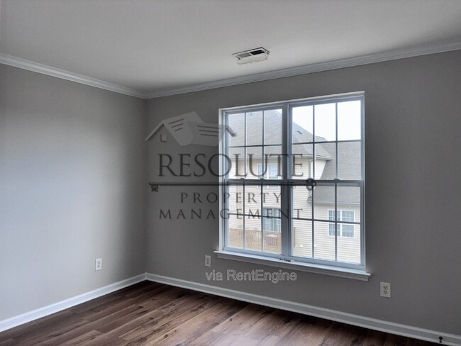 Building Photo - 9804 Grettle Ct