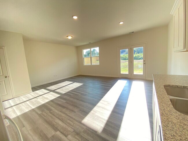 Building Photo - 1107 Union Pacific Way
