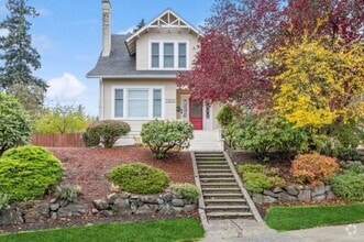 Building Photo - 3 bedroom in Everett WA 98201