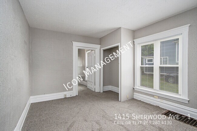 Building Photo - 1415 Sherwood Ave