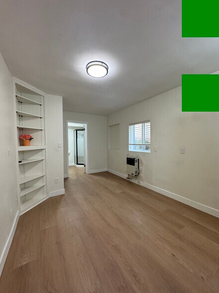 Building Photo - 1734 Prospect Ave