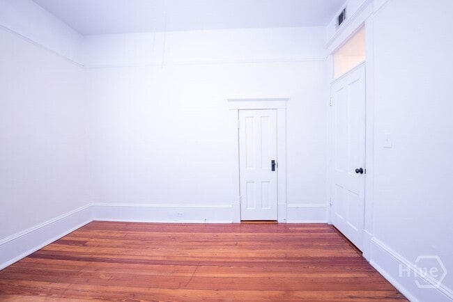Building Photo - 816 Drayton St