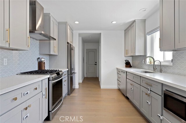 Building Photo - 1637 Elevado Ave