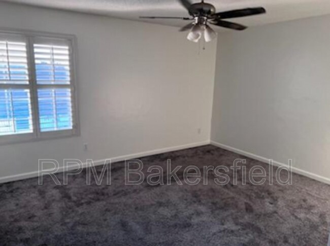 Building Photo - 2851 Van Buren Pl