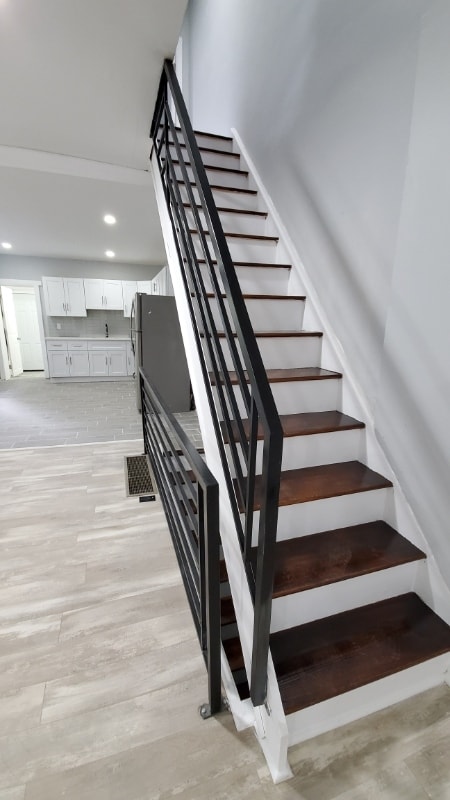 Building Photo - 1918 E Lippincott St