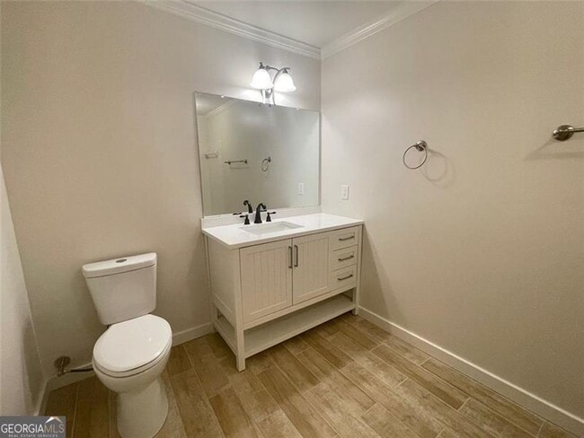 Building Photo - 645 Mt Victoria Pl