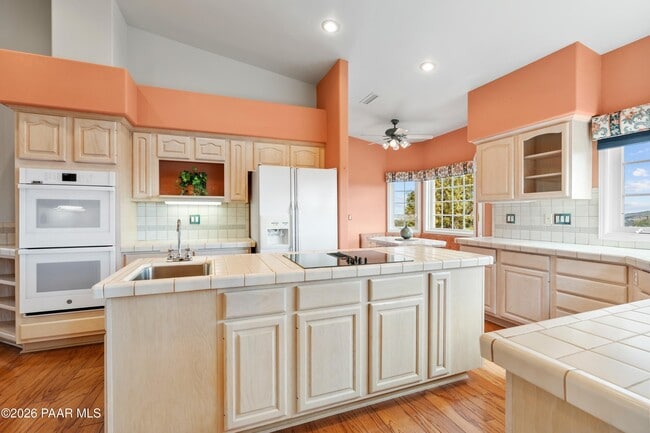 Building Photo - 2780 Whispering Way Cir