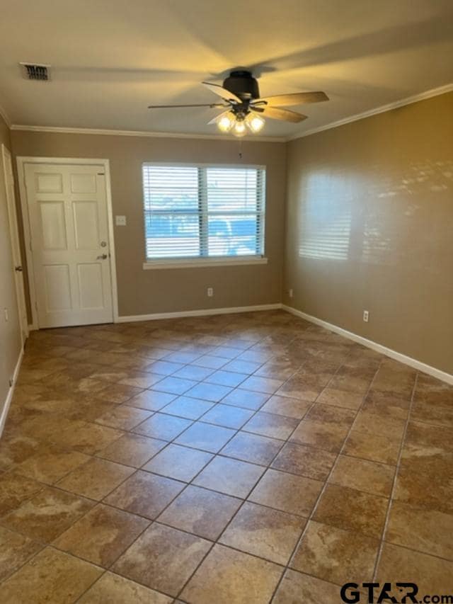 Building Photo - 308 Hanks St