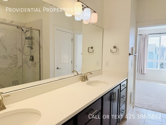 Building Photo - 14669 36th Ave NE