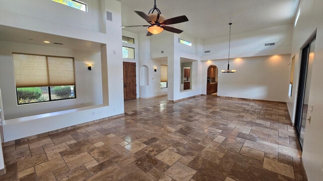 Building Photo - 4485 E Quail Brush Rd