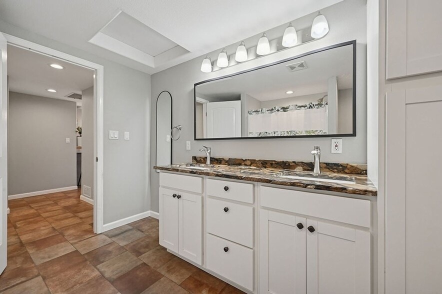 Building Photo - 7340 W Arkansas Ave