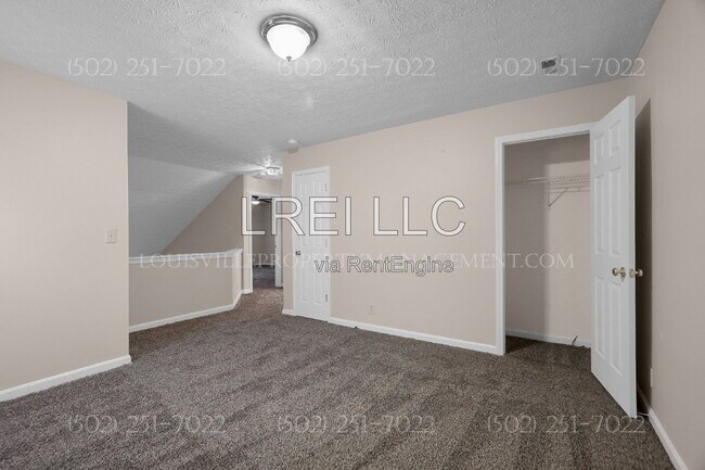 Building Photo - 5112 Middlesex Dr