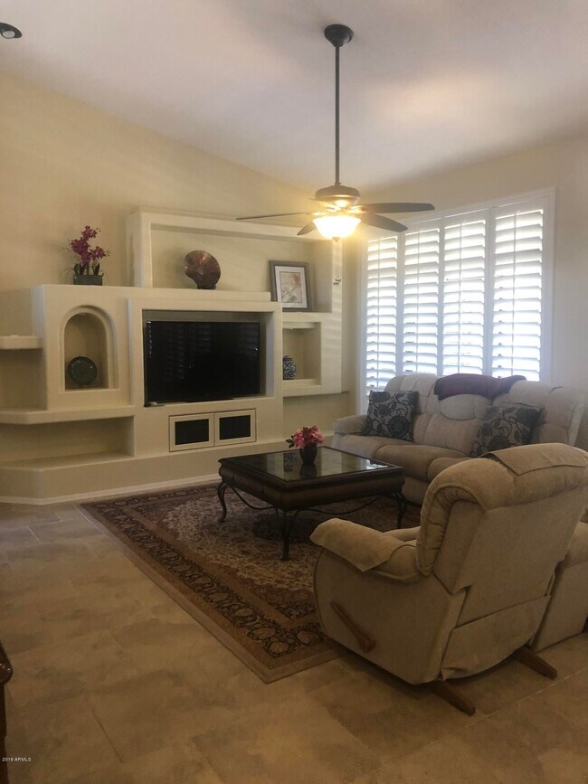 Building Photo - 3923 N 151st Ave