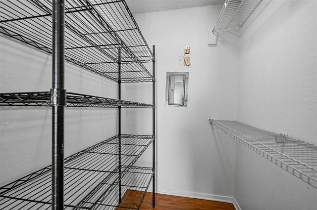 Building Photo - 1810 N Garrett Ave