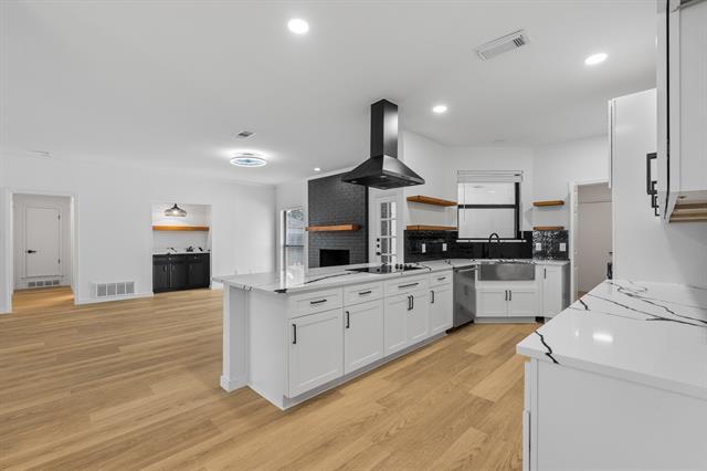 Building Photo - 5742 Ledgestone Dr