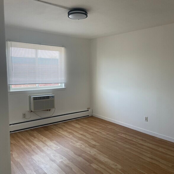 Building Photo - 120 N Bethlehem Pike