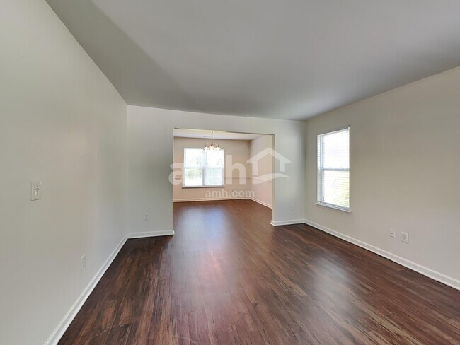 Building Photo - 3162 Berthas Overlook