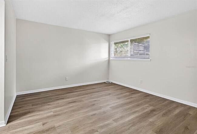 Building Photo - 6308 Newtown Cir