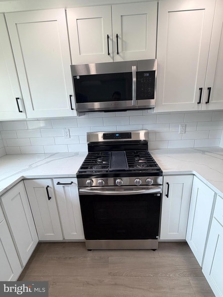 Building Photo - 359 Whites Rd