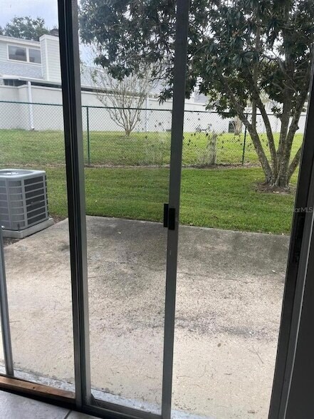 Building Photo - 1611 SE 25th St