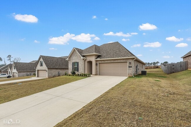 Building Photo - 315 Hummingbird Ln