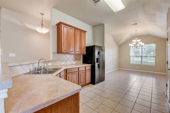 Building Photo - 834 Dark Horse Ln