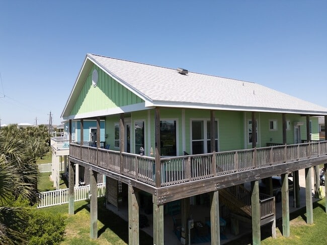 Building Photo - 4111 Isla Del Sol Dr