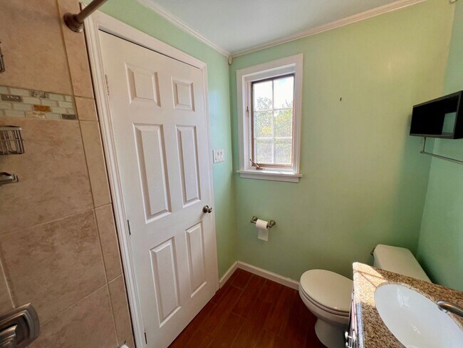 Building Photo - Pittsburgh - 2 Bedroom 1.5 Bathroom - Home...