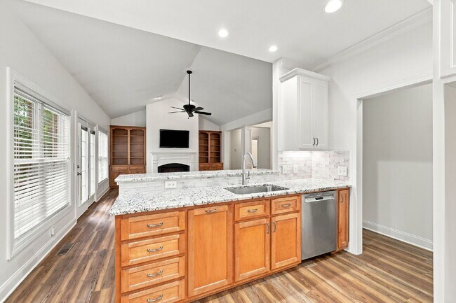 Building Photo - 51 McMichael Dr