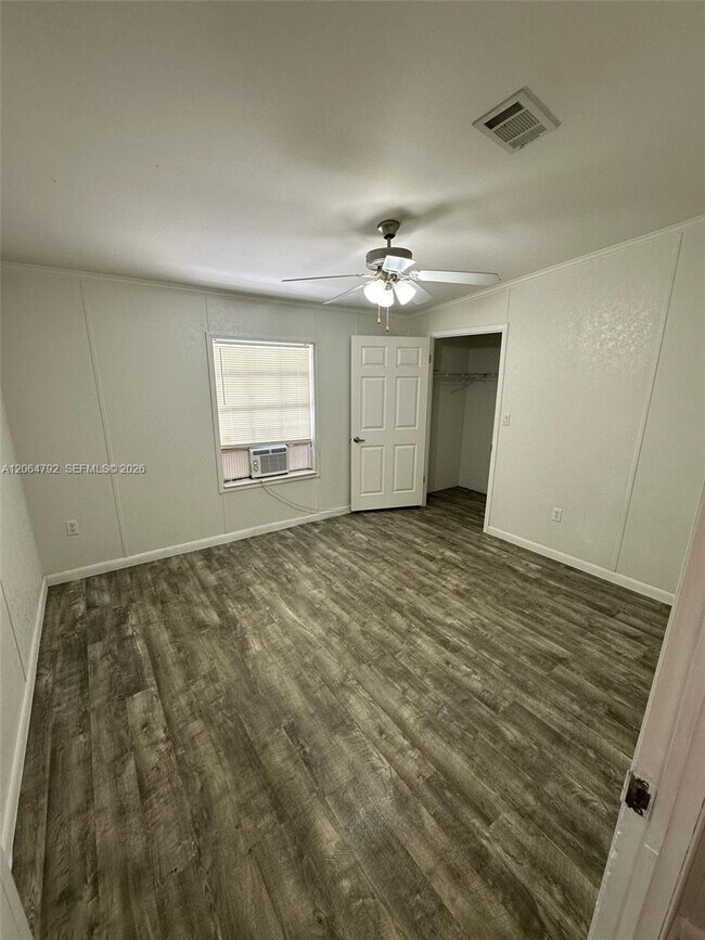Building Photo - 11832 Leeward Pl