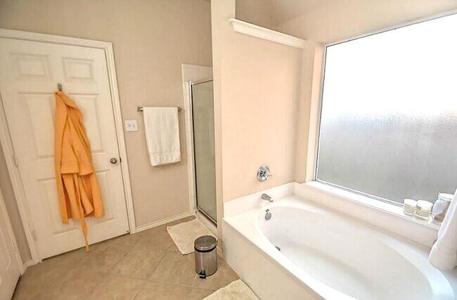 Building Photo - 21710 Grand Hollow Ln