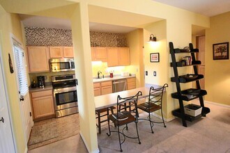 Building Photo - Furnished 2 Bedroom Condo in Sunriver For ...