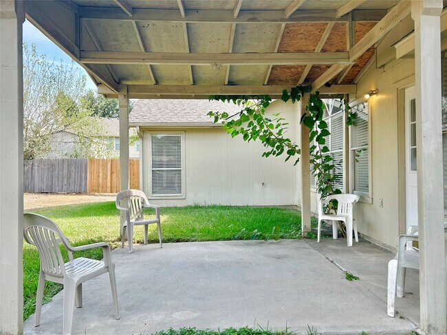 Building Photo - 12422 Glenleigh Dr