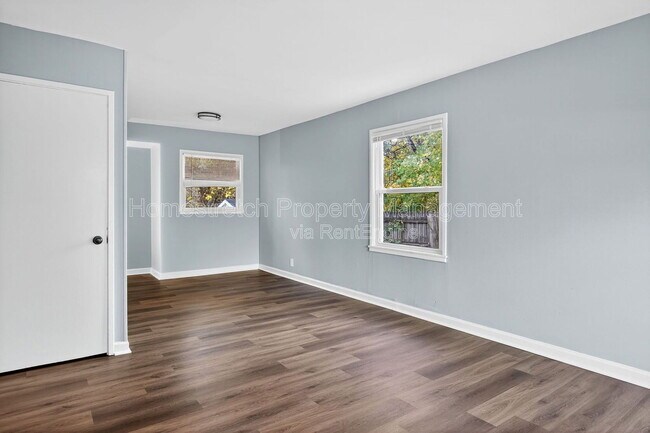 Building Photo - 408 Crawford Rd