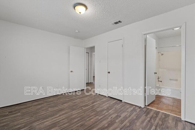 Building Photo - 5304 Indio Cir