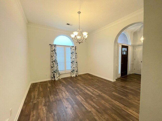 Building Photo - Available now! Beautiful Corner lot! 4 Bedrooms, Olive Branch schools!