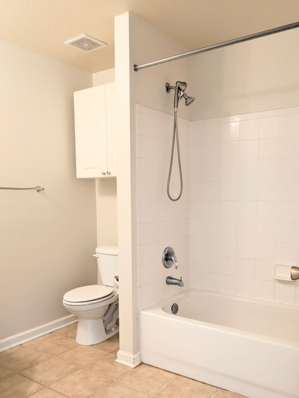 Building Photo - 415 S Villa San Marco Dr