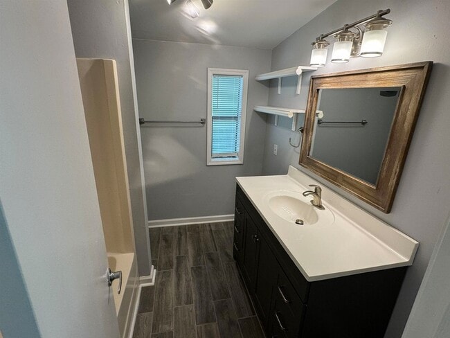 Building Photo - 4430 Manucy Rd