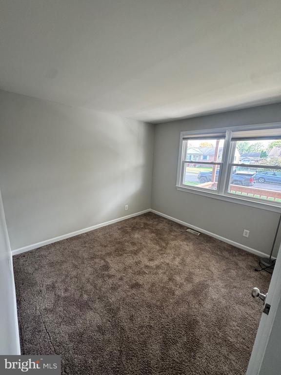 Building Photo - 615 Jackson Ave