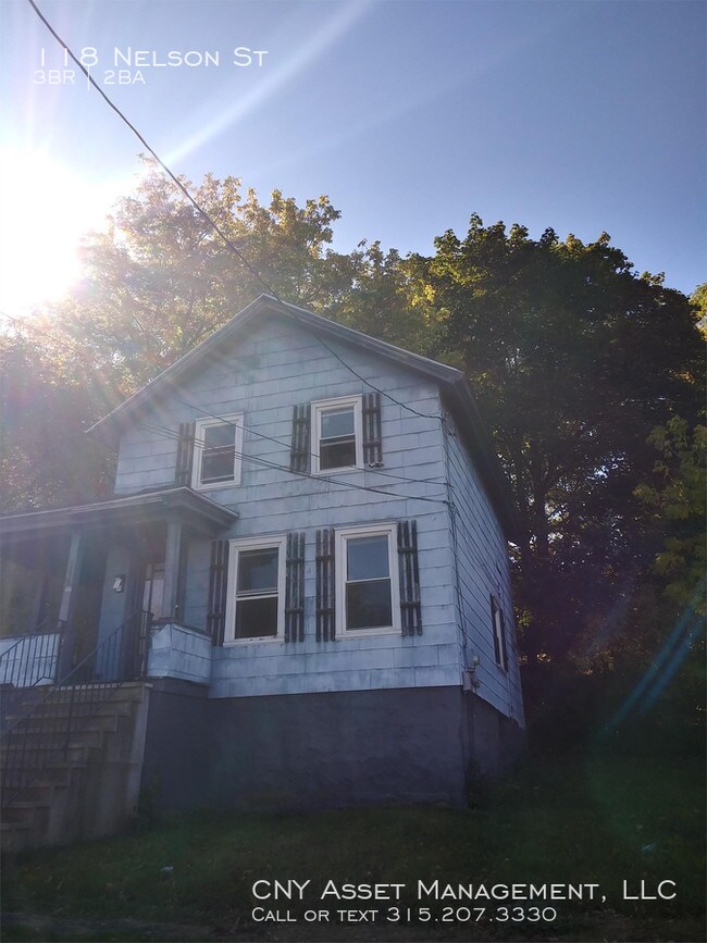 Building Photo - 3 Bedroom/2 Bath Single family House For Rent