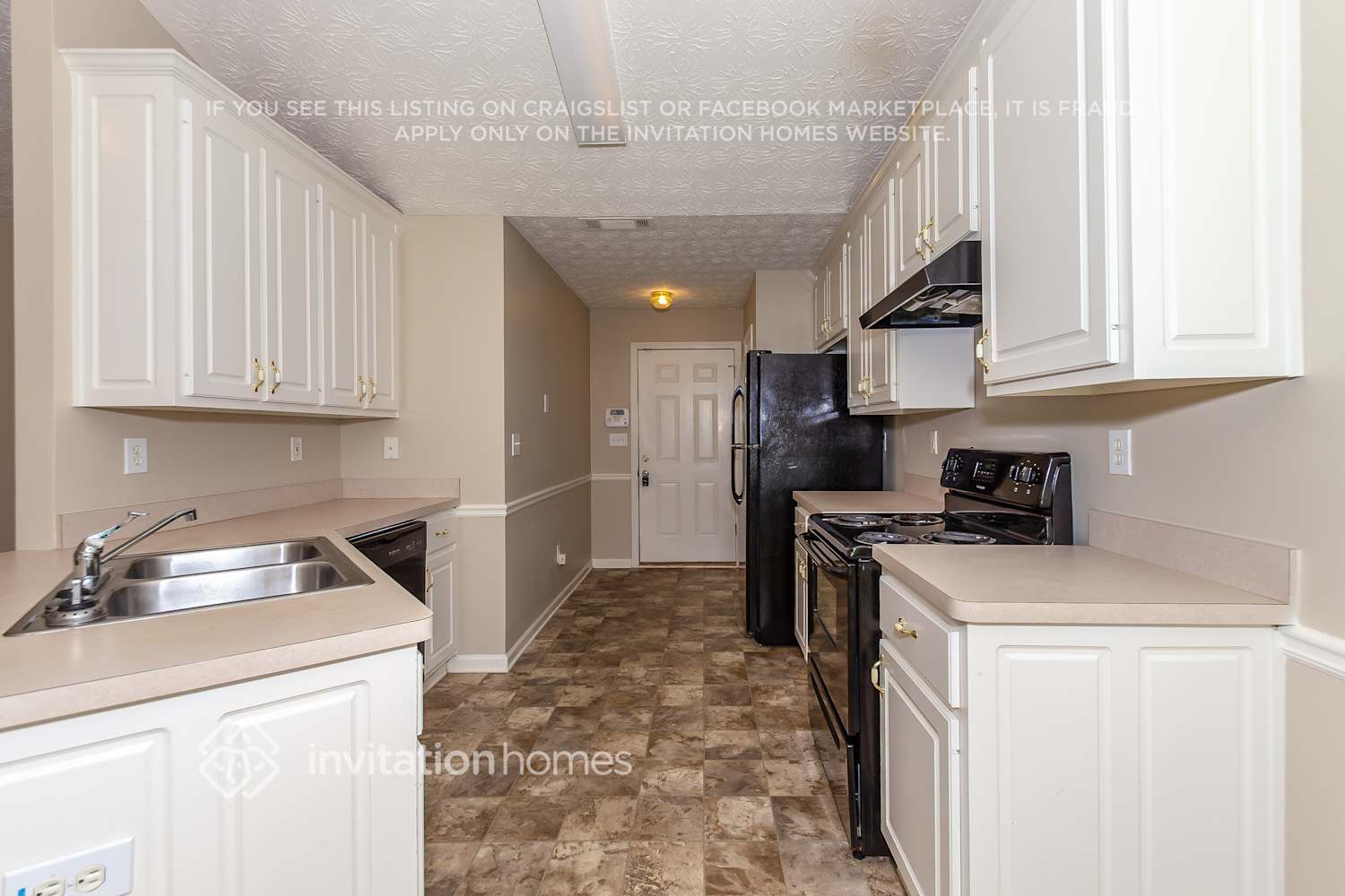 Building Photo - 155 Crooked Creek Dr
