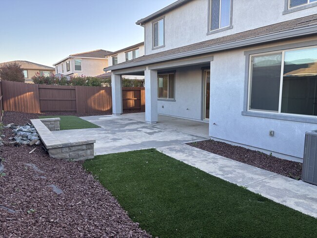 Building Photo - 5288 Fandango Loop