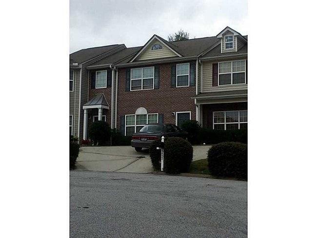 Primary Photo - 5448 Sierra Tr