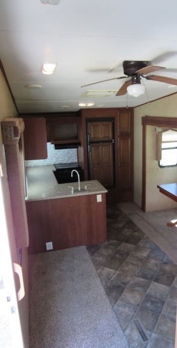 Building Photo - 745 Lee Road 600