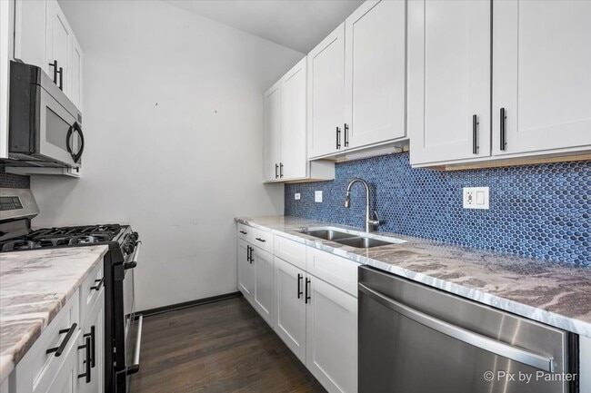 Building Photo - 1201 W Adams St