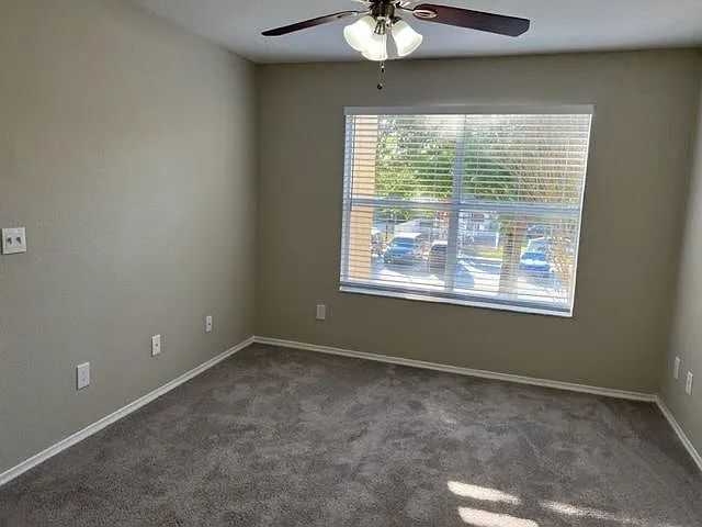 Building Photo - 831 Camargo Way