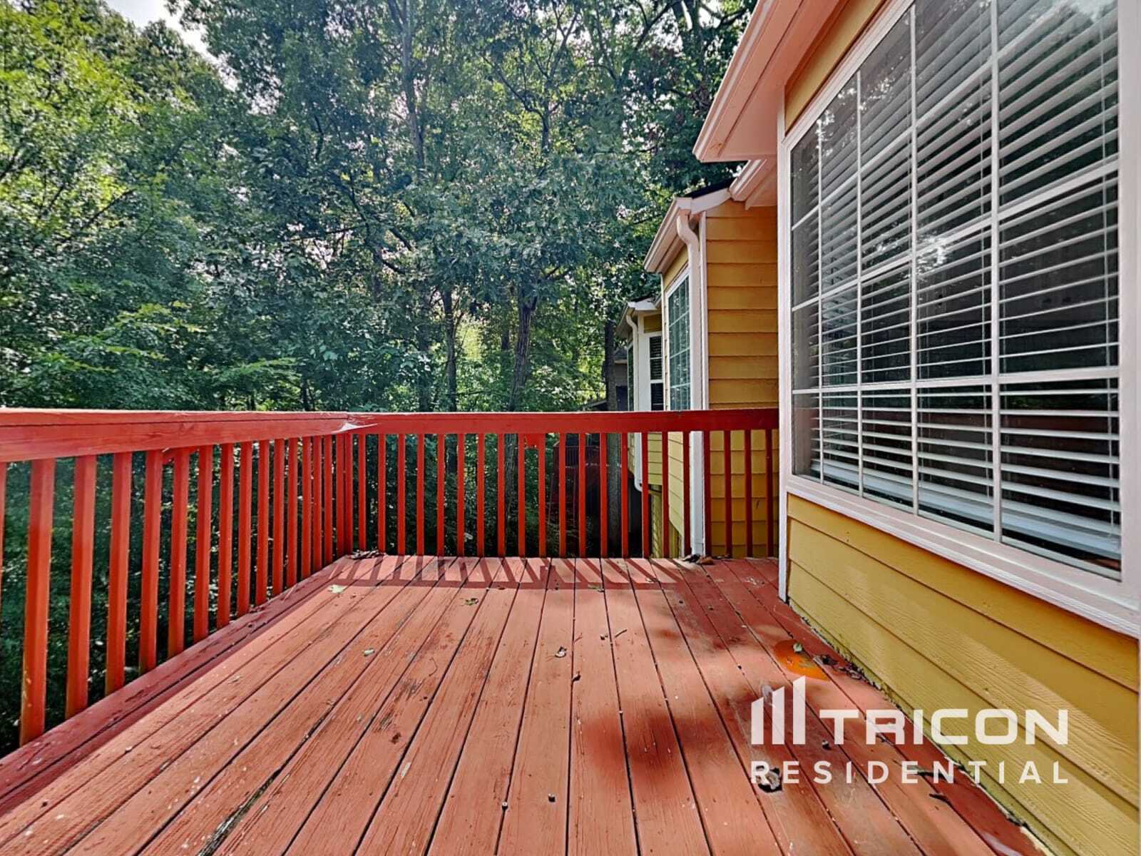 Building Photo - 2114 Lindley Ln