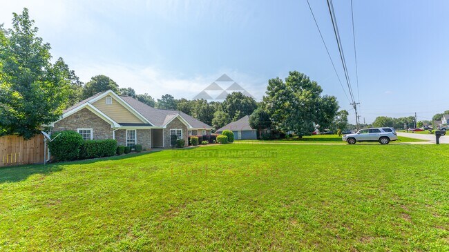 Building Photo - 251 Owens Rd