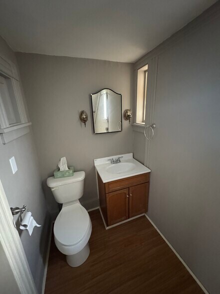 Bathroom Photo 2 - 59 Bartlett Ave