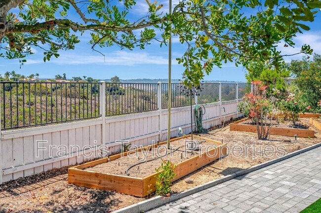 Building Photo - 12865 Palisades Ct
